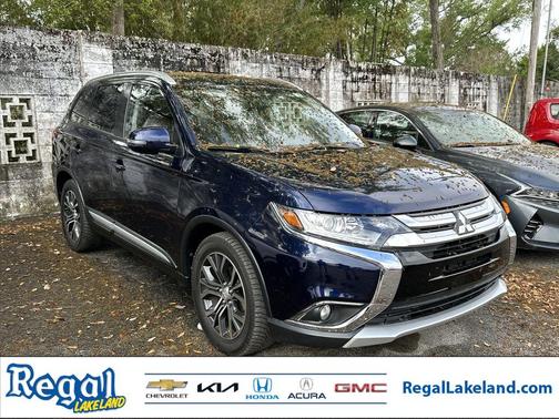 2017 Mitsubishi Outlander 