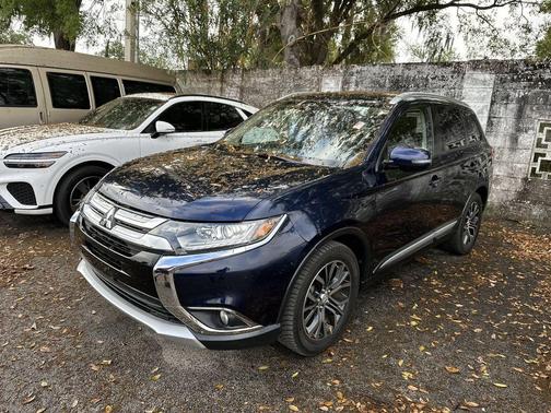 2017 Mitsubishi Outlander 