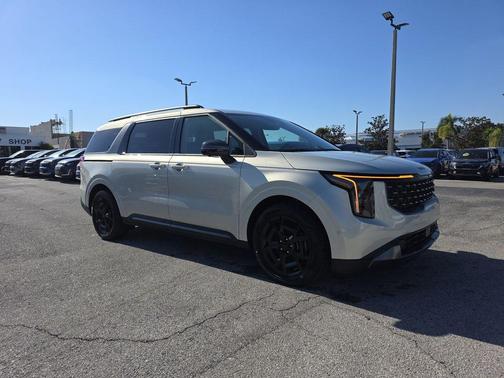 2025 Kia Carnival Hybrid SX