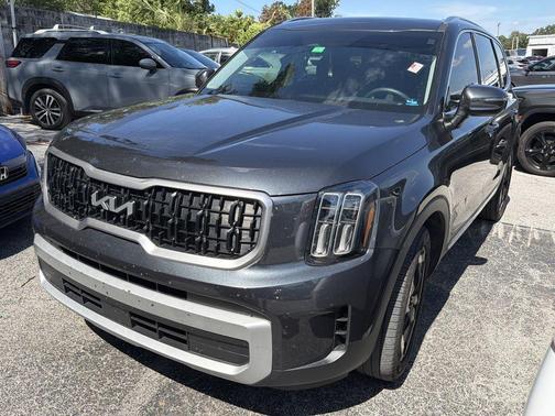 Gravity Gray 2024 Kia Telluride EX