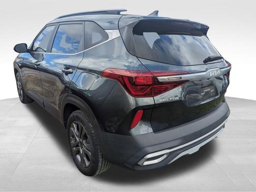 2023 Kia Seltos S