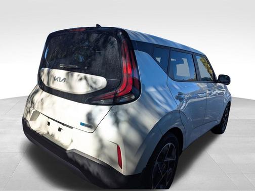 2023 Kia Soul EX