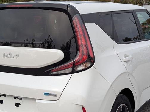 2023 Kia Soul EX