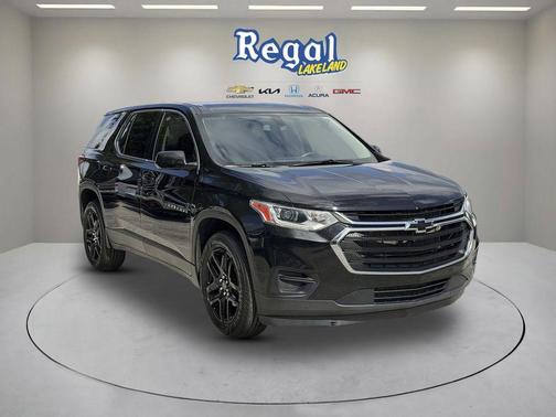 Mosaic Black Metallic 2021 Chevrolet Traverse LS