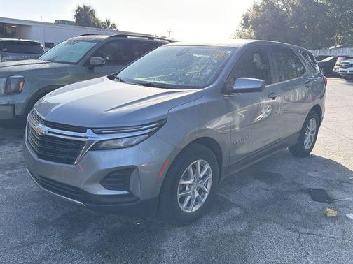 Sterling Gray Metallic 2024 Chevrolet Equinox LT