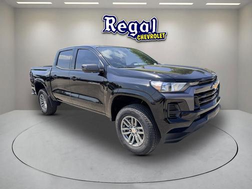 Black 2026 Chevrolet Colorado LT