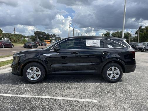 2026 Kia Sorento LX