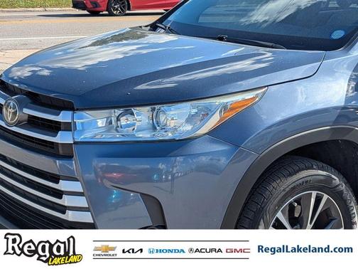 2019 Toyota Highlander LE
