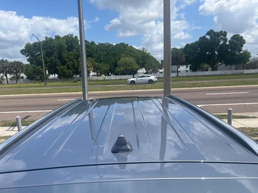 Everlasting Silver 2024 Kia Telluride EX