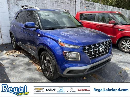 2023 Hyundai VENUE SEL