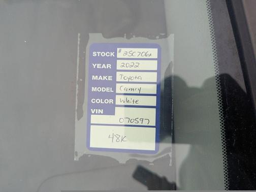 2022 Toyota Camry SE