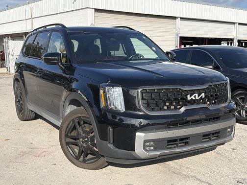 Ebony Black 2023 Kia Telluride SX-Prestige X-Line