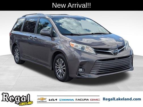 2019 Toyota Sienna L