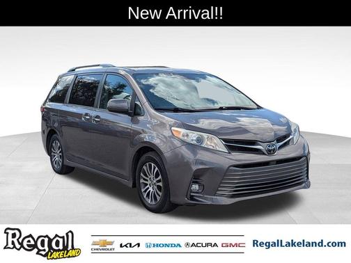 2019 Toyota Sienna L