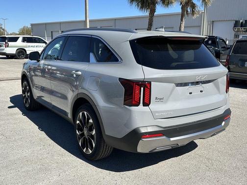 2026 Kia Sorento SX