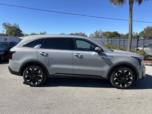 2026 Kia Sorento SX