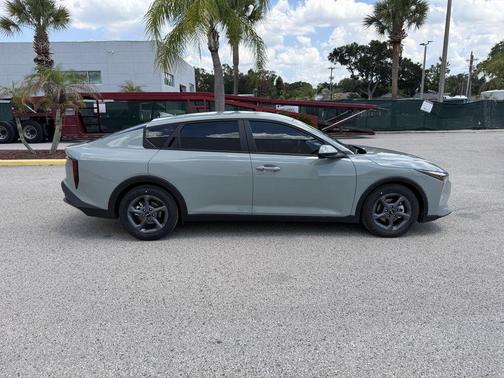 Haze 2026 Kia K4 LXS