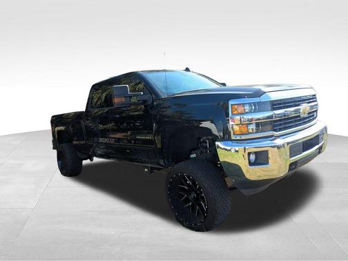 2017 Chevrolet Silverado 2500 LT