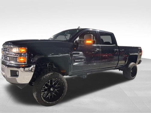 2017 Chevrolet Silverado 2500 LT