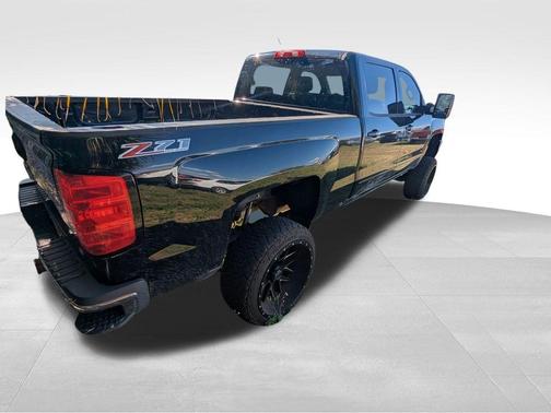 2017 Chevrolet Silverado 2500 LT