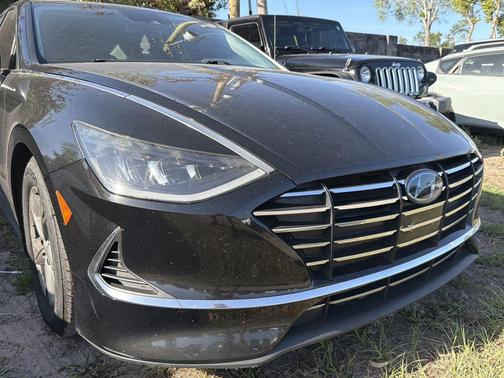 Phantom Black 2020 Hyundai SONATA SE