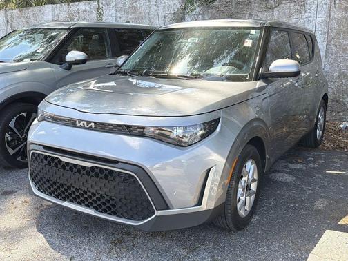 Steel Gray 2025 Kia Soul LX