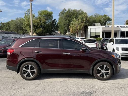 Sangria Red 2017 Kia Sorento EX