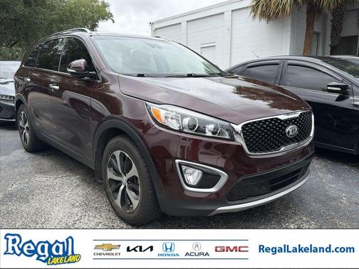 Sangria Red 2017 Kia Sorento EX