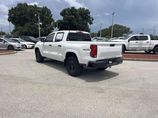 2025 Chevrolet Colorado WT