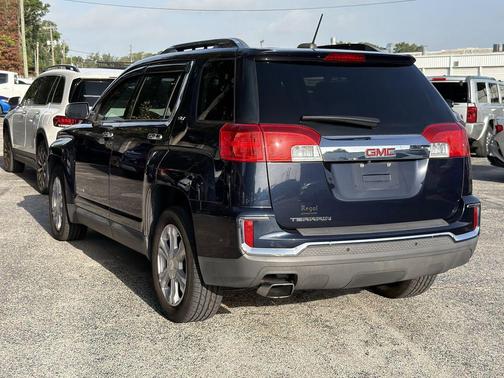 Dark Sapphire Blue Metallic 2017 GMC Terrain SLT