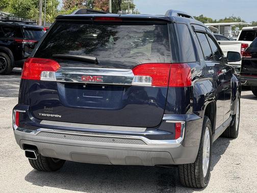 Dark Sapphire Blue Metallic 2017 GMC Terrain SLT