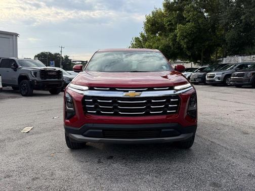 Radiant Red 2025 Chevrolet Equinox LT