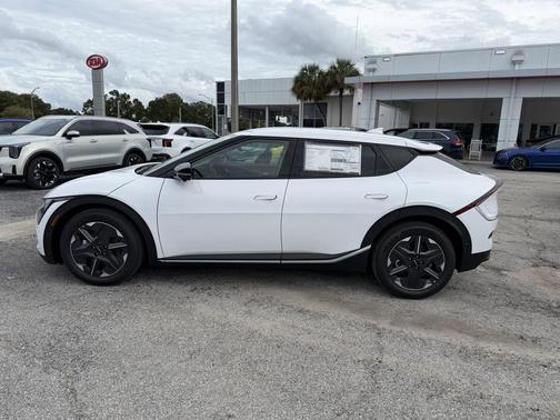 2025 Kia EV6 Light Long Range