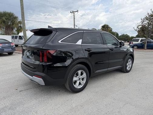 Ebony Black 2026 Kia Sorento LX