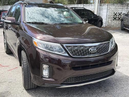 Dark Cherry 2015 Kia Sorento SX