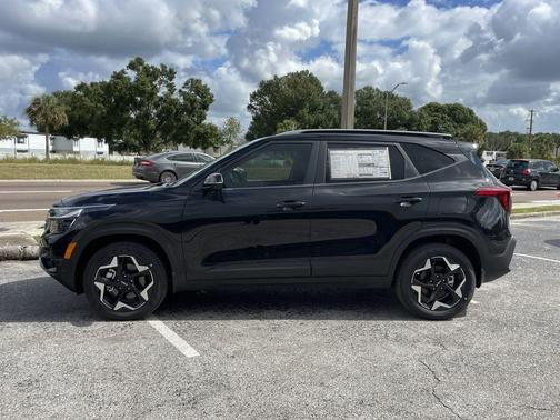 2025 Kia Seltos S