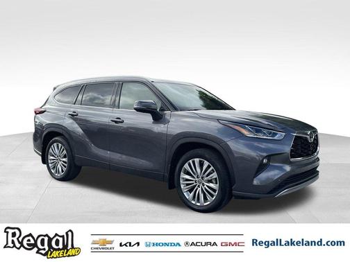 2024 Toyota Highlander Platinum