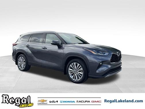 2024 Toyota Highlander Platinum