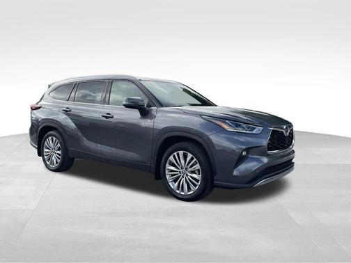 2024 Toyota Highlander Platinum