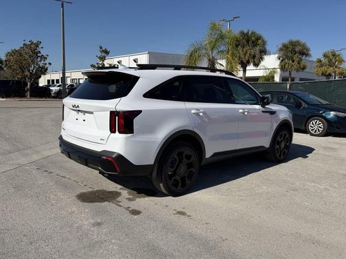 2026 Kia Sorento X-Line EX