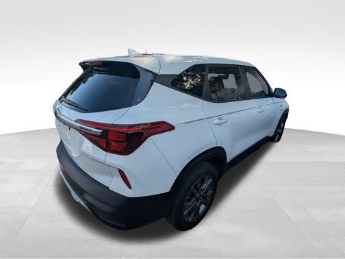 2021 Kia Seltos LX
