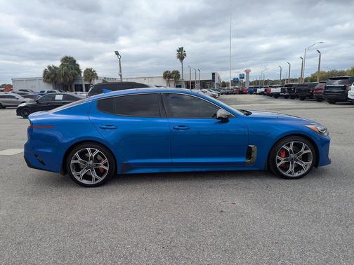 2020 Kia Stinger GT2