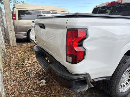 2025 Chevrolet Colorado WT