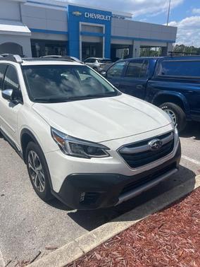 Crystal White Pearl 2021 Subaru Outback Touring XT