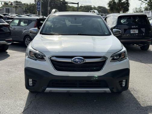 Crystal White Pearl 2021 Subaru Outback Touring XT