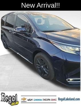 2023 Toyota Sienna Limited