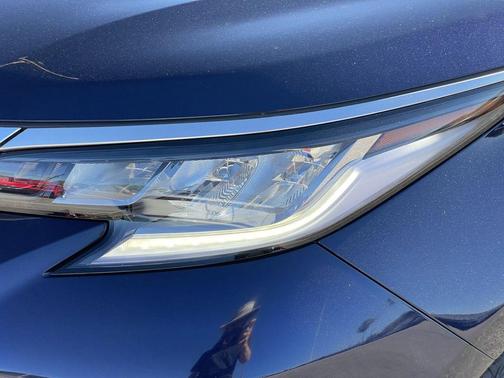 2023 Toyota Sienna Limited