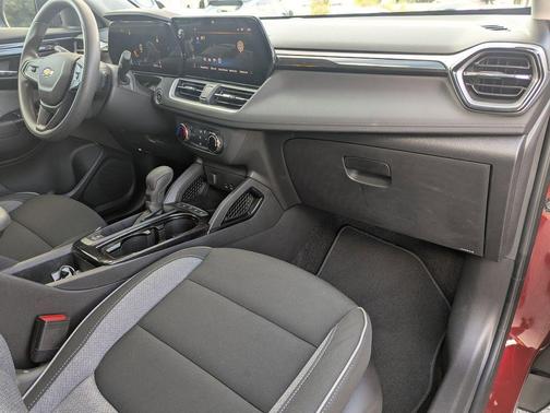 2025 Chevrolet Trailblazer LS