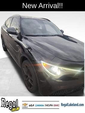 2019 Alfa Romeo Stelvio Ti Sport