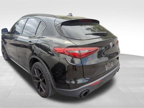 2019 Alfa Romeo Stelvio Ti Sport